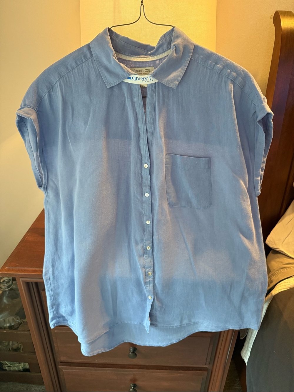 Rachel Zoe Woman’s Light Blue Short Sleeve Button-Down Shirt Like New
